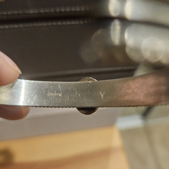 ***SOLD ON FB MARKETPLACE**Turquoise sterling silver bangle - Picture 2 of 4